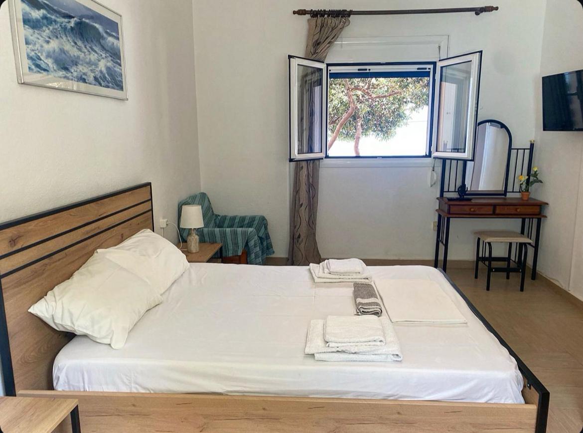 Πέτρινη Αυλή, Αρμενιστης Ικαρια Villa อาร์เมนิสทิส ภายนอก รูปภาพ